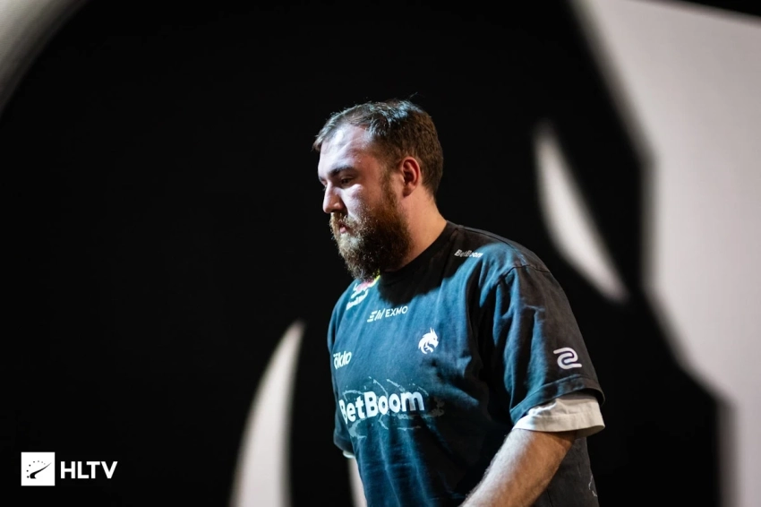 Экс-капитан Team Spirit по CS2 призвал фанатов отстать и напомнил о статусе стримера